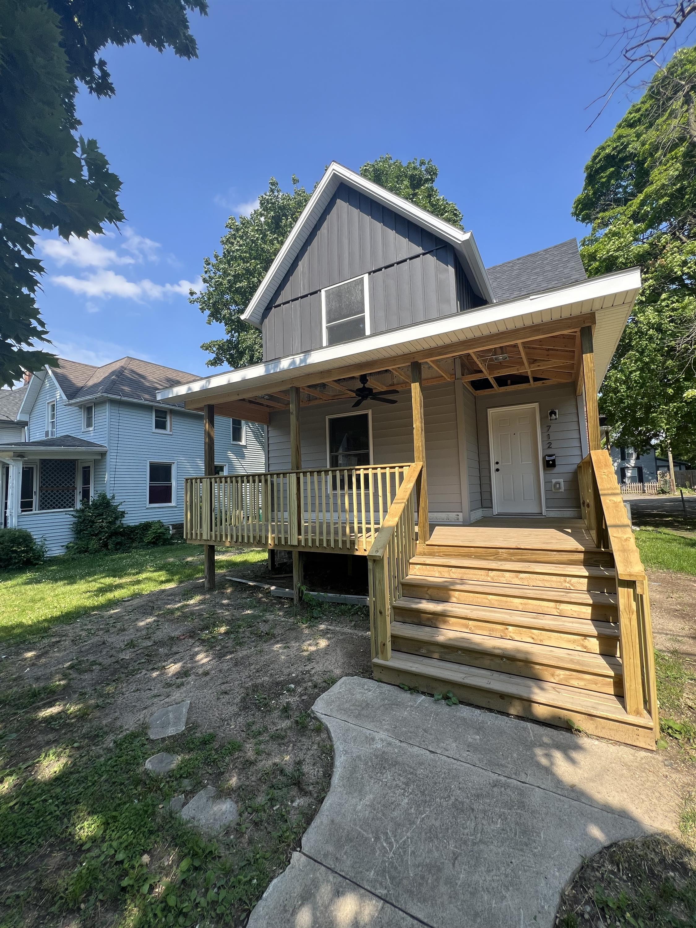 712 North Sycamore Street