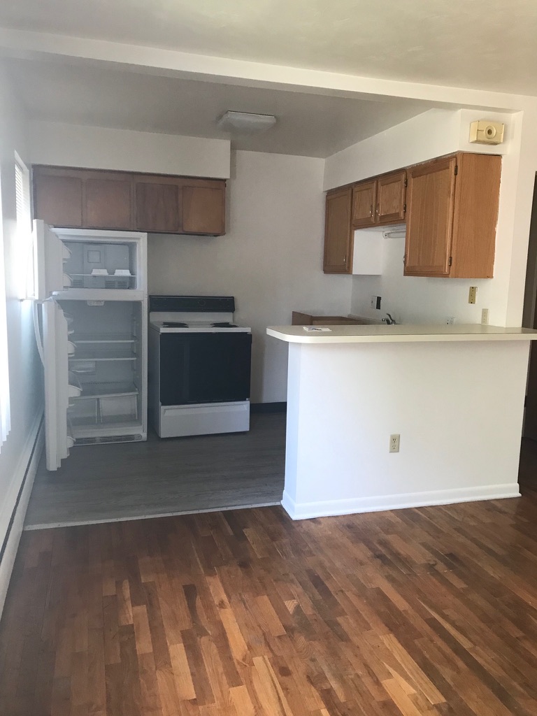 431 Abbot Road - 6