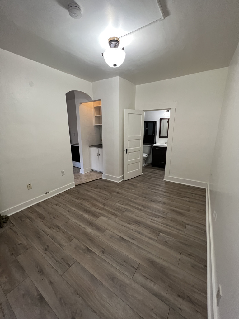 421 Abbot Road - 2