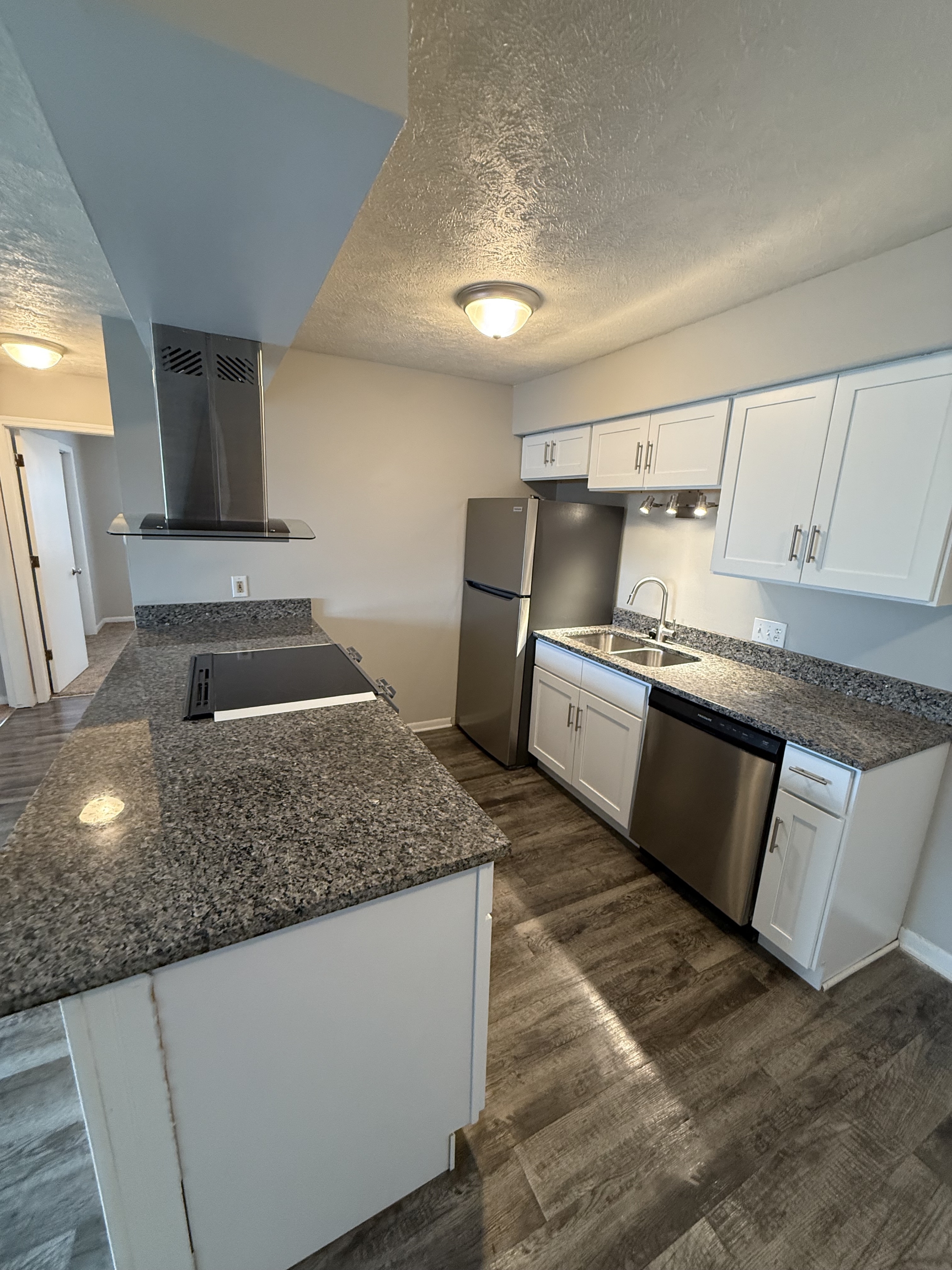 905 Coolidge Road - 12