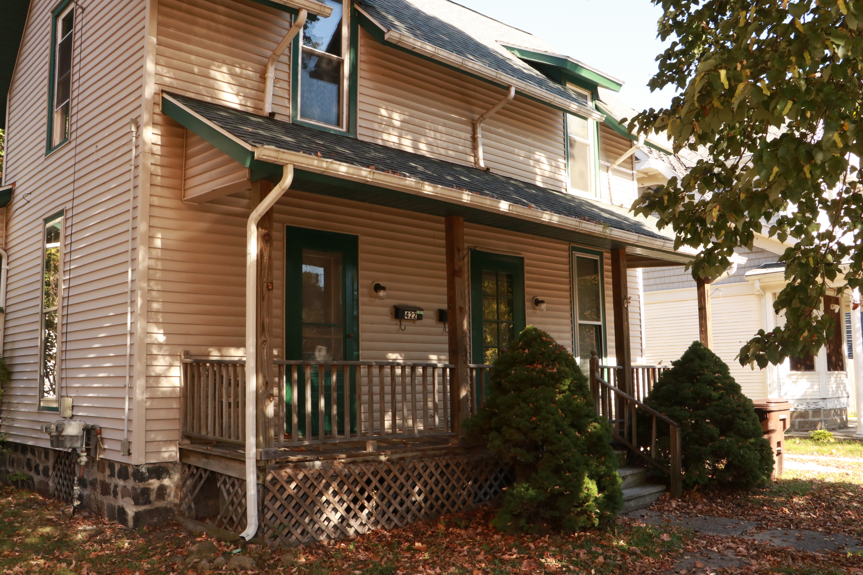 420 West Lovett Street - 422