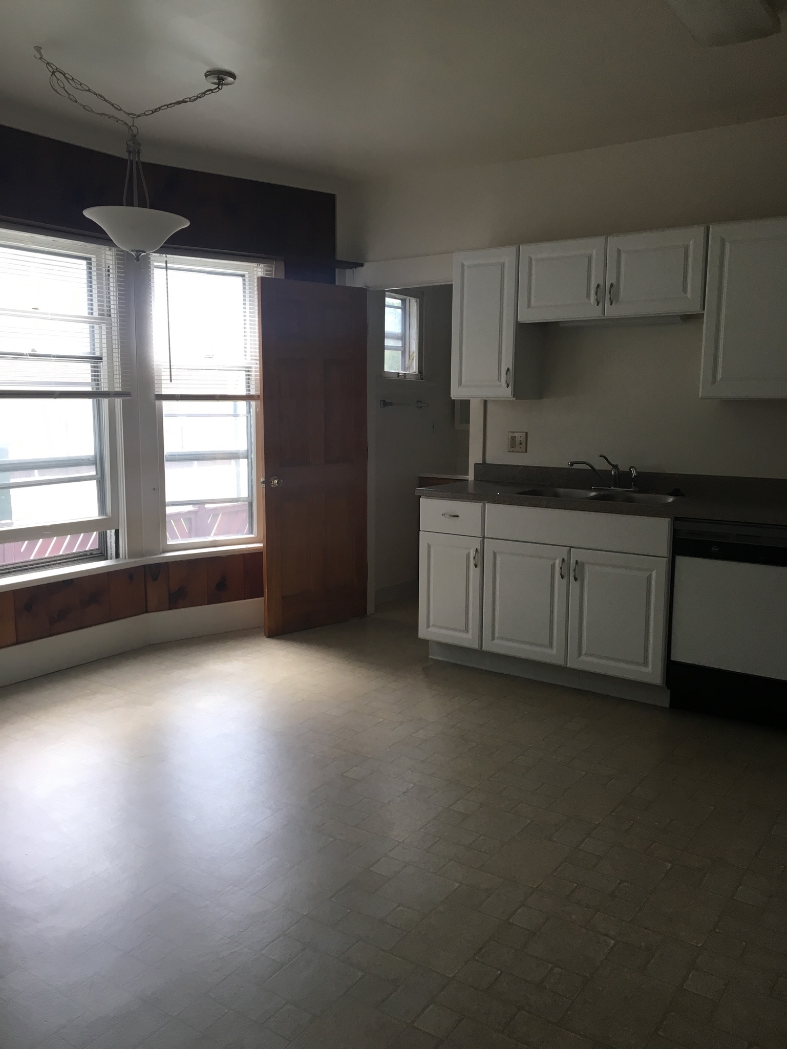 421 Abbot Road - 1