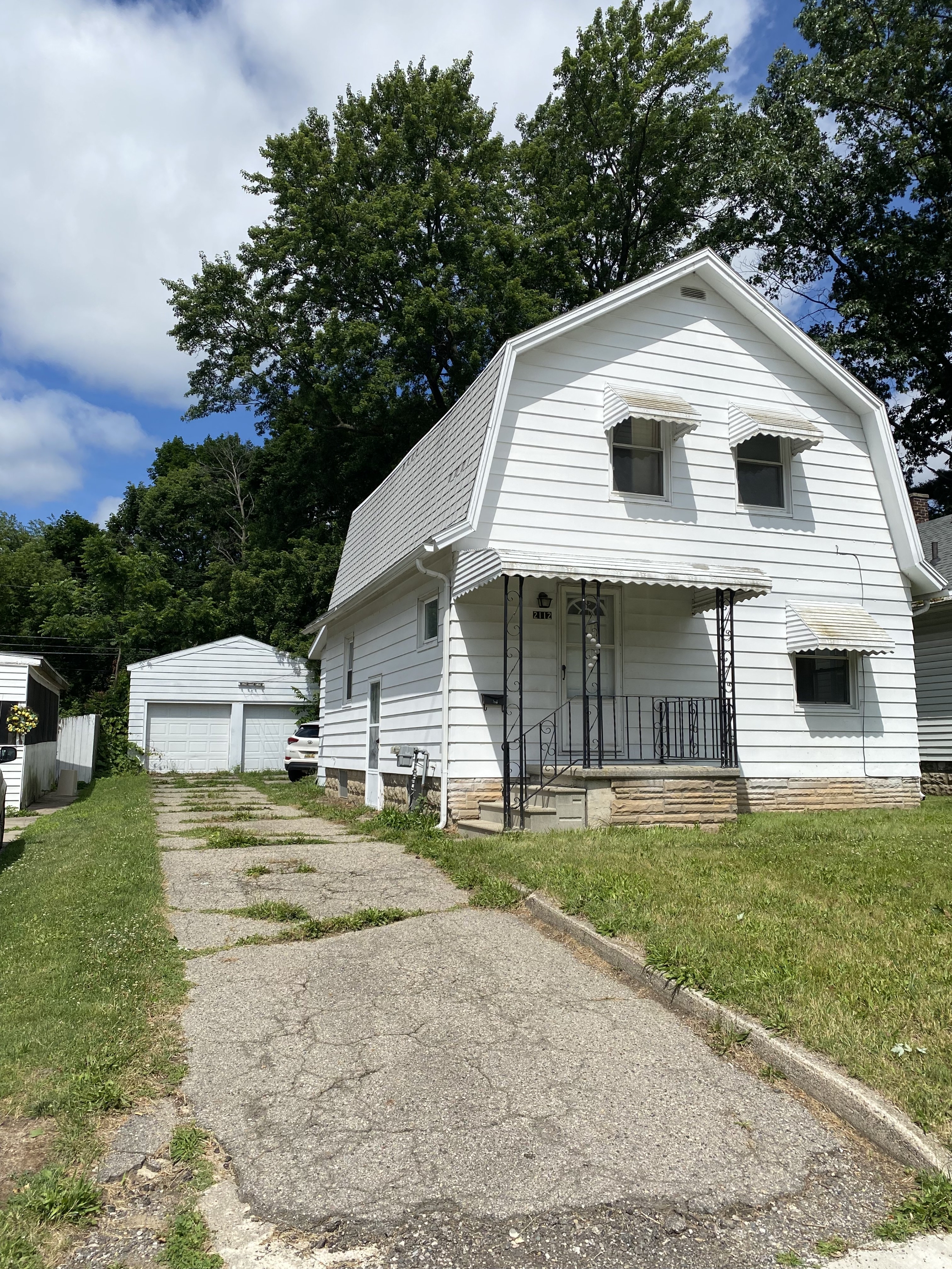 2112 South Pennsylvania Avenue