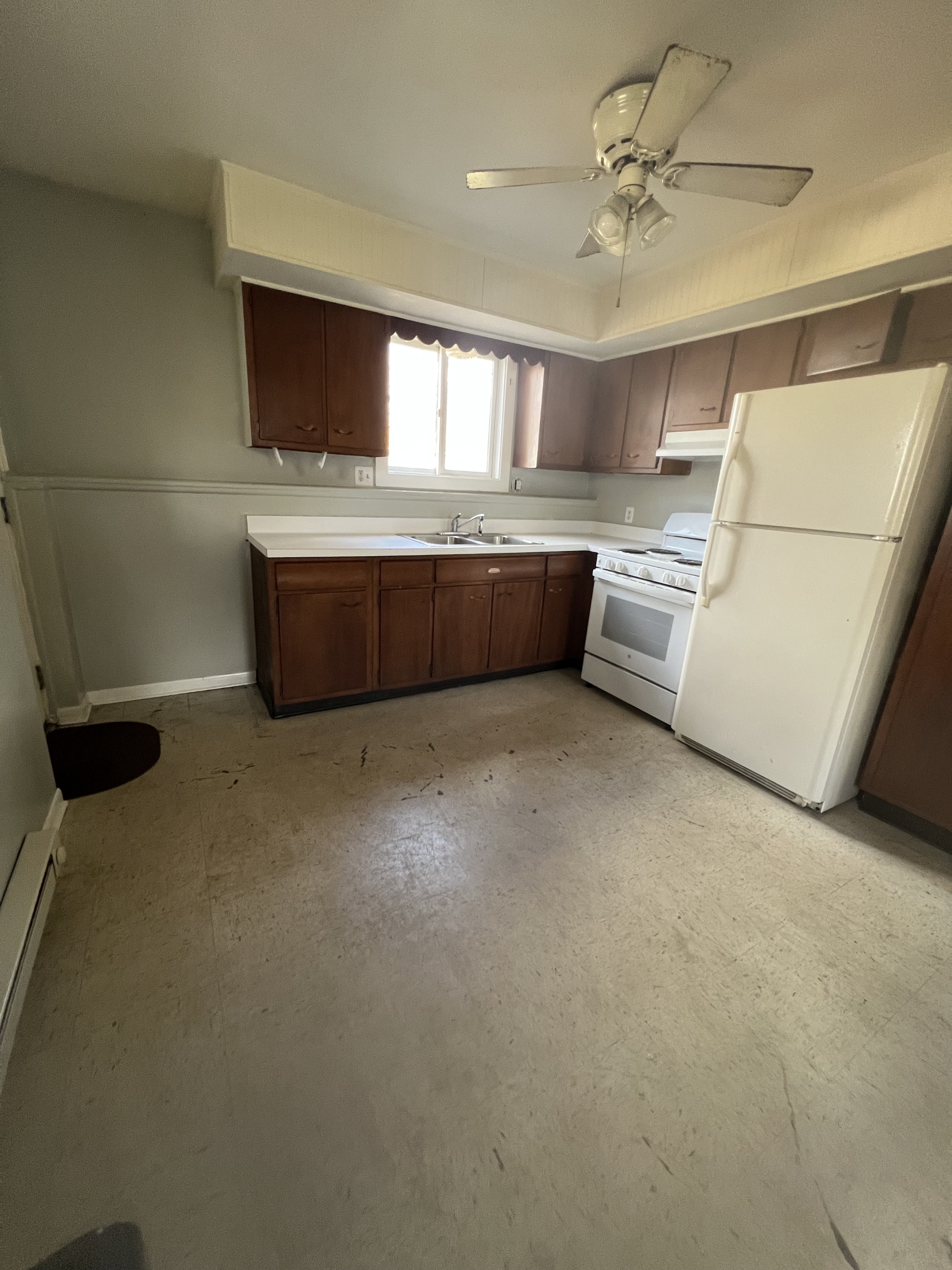 4660 Ammon Drive - 4658